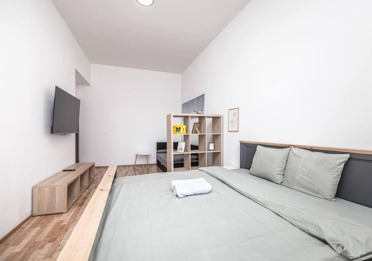 Elegance Apartament *